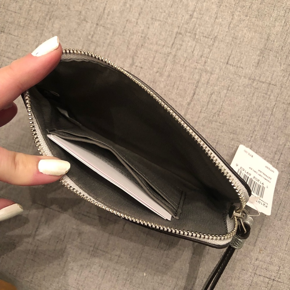 Coach Silver Metallic Corner Zip Wristlet Bag New - Picture 3 of 8